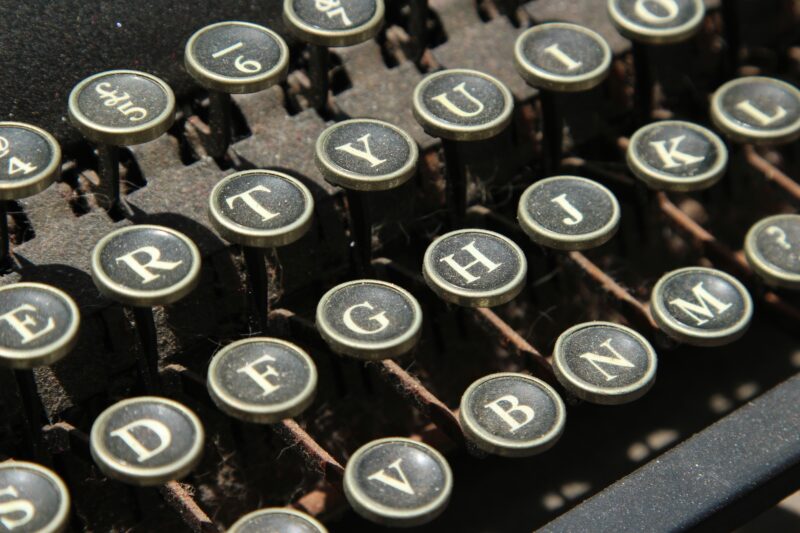 https://www.freepik.com/free-vector/closeup-shot-of-vintage-typewriter-keys_10583265.htm content writing illustration